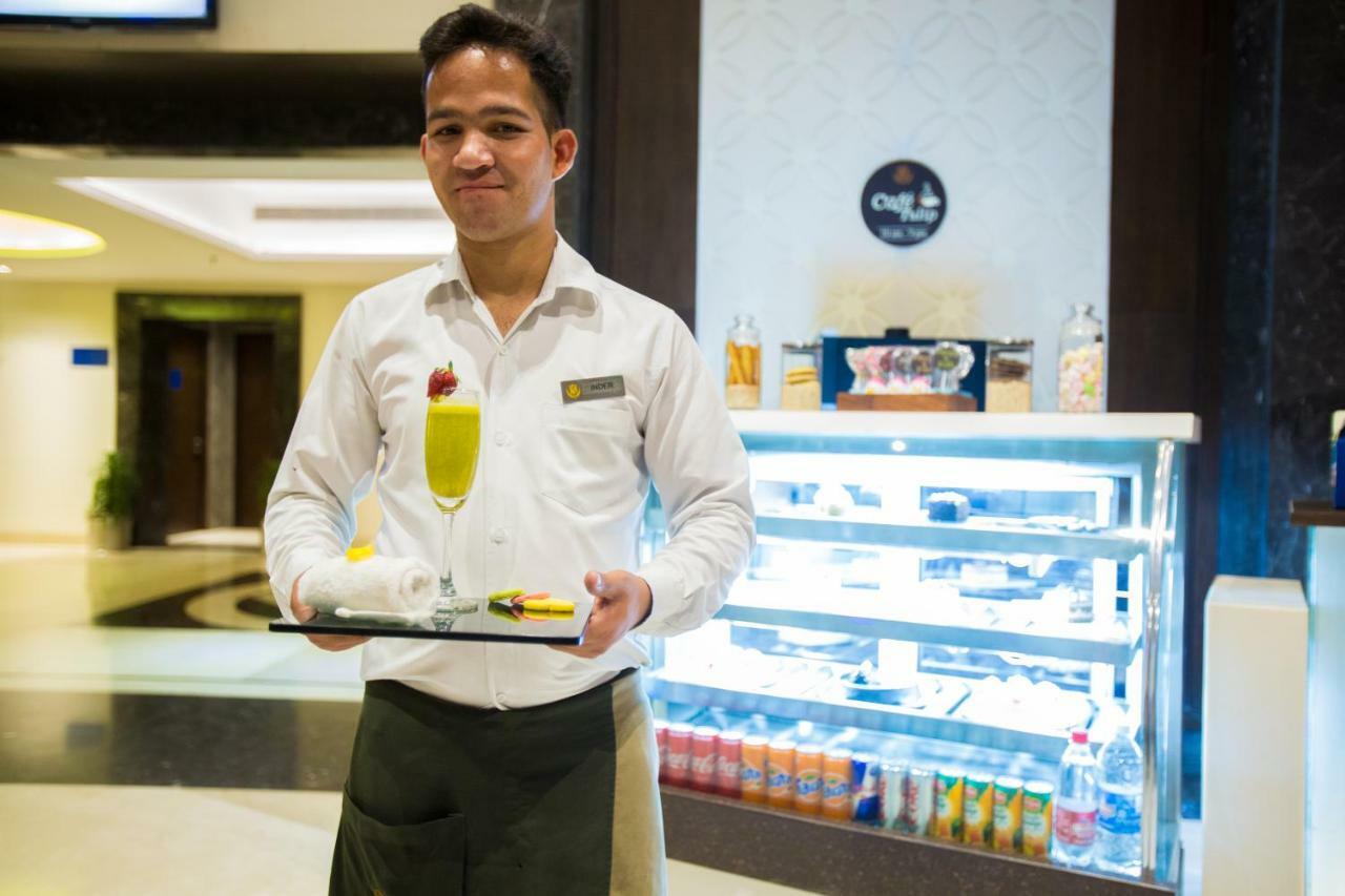 โกลเด้น ทิวลิป จันทิครห์ ปันช์กุลา Hotel ปัญจ์กุลา ภายนอก รูปภาพ