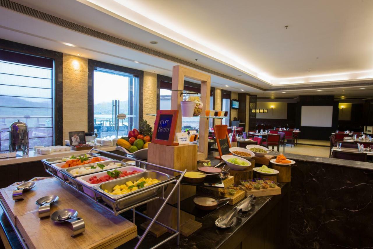 โกลเด้น ทิวลิป จันทิครห์ ปันช์กุลา Hotel ปัญจ์กุลา ภายนอก รูปภาพ